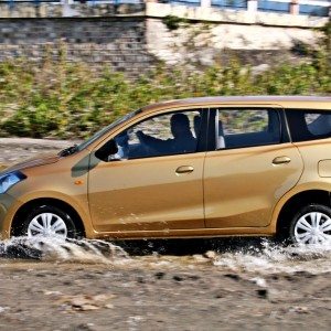 Datsun GO side profile in water