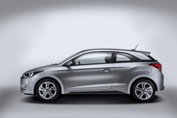 Hyundai i20 Coupe (4)