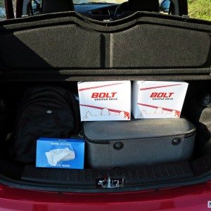 Tata Bolt boot space