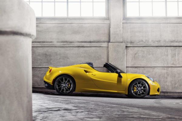 Alfa Romeo 4C Spider -Official Image - 3