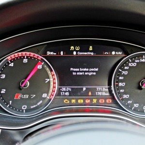 Audi RS instruments