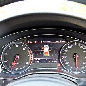 Audi RS instruments