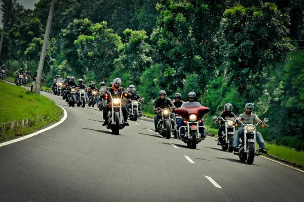 Harley-Davidson-Five-Year-Celebration (4)