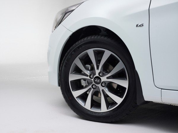 Hyundai Solaris wheel