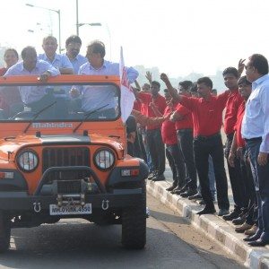 Mahindra Production Milestone Human Chain