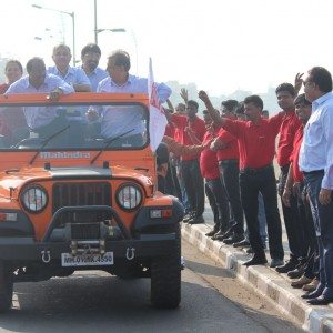 Mahindra Production Milestone Human Chain