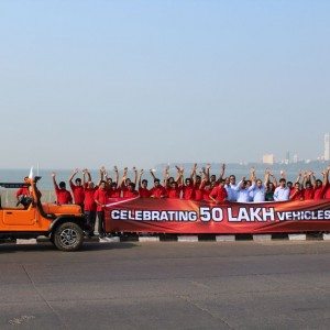 Mahindra Production Milestone Human Chain