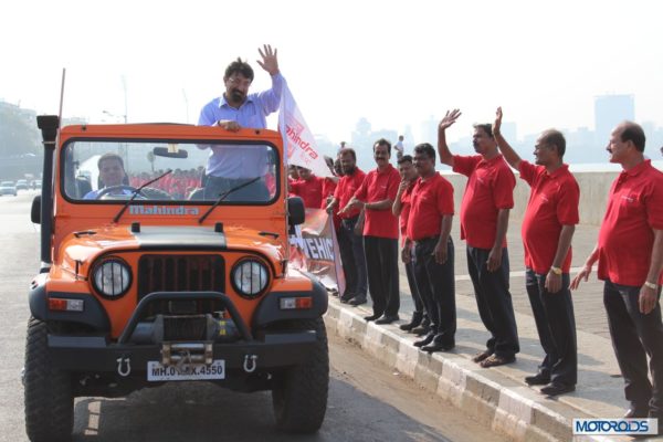 Mahindra - Production Milestone - Human Chain (32)