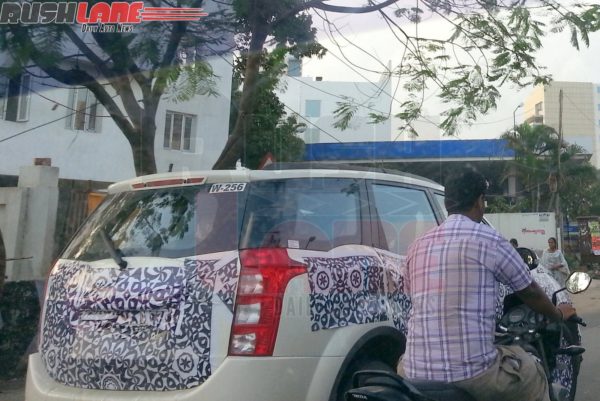 Mahindra-XUV500 facelift spied