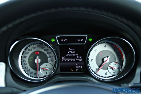 Mercedes-Benz CLA Instrument Cluster