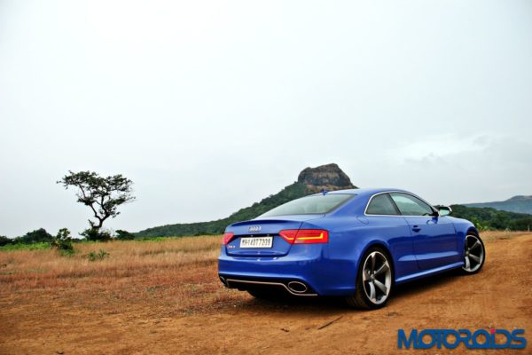 2012 Audi RS5 rear (5)