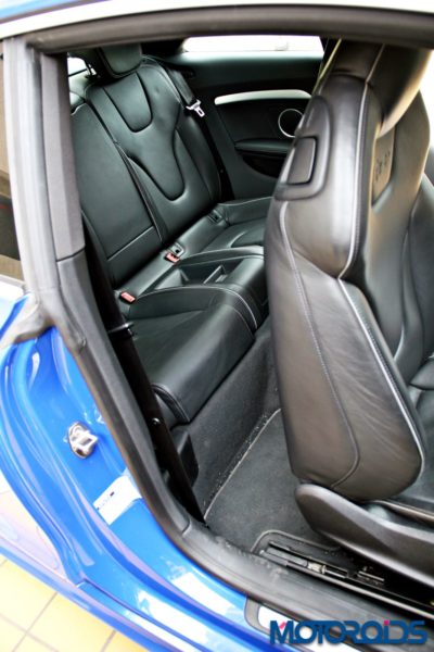 2012 Audi RS5 seats (3)