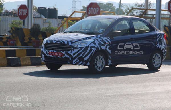 2015 Ford Figo Compact Sedan (3)