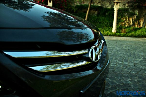 2015 Hyundai Verna 4S (107)front grille