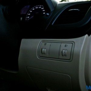 Hyundai Verna S headlamp adjustment