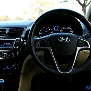 Hyundai Verna S cockpit view