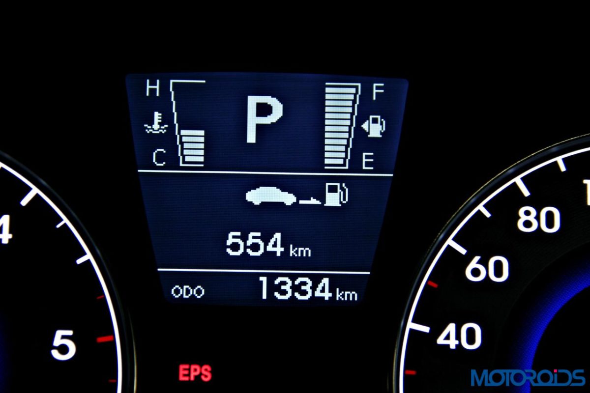 Hyundai Verna S instrumentation