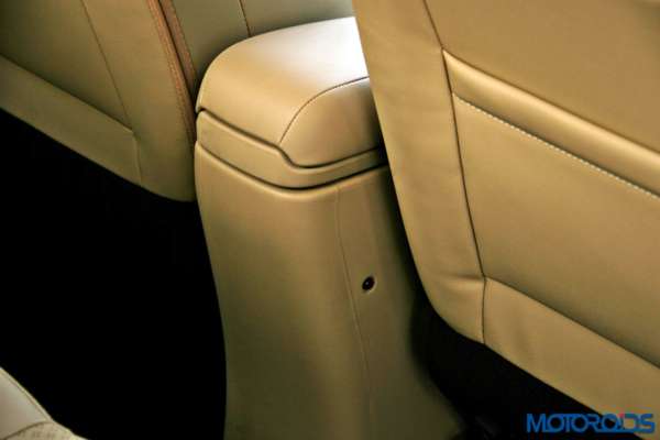 2015 Hyundai Verna 4S (155)front seat backrest