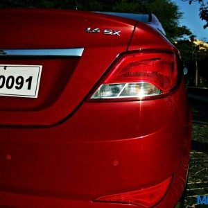 Hyundai Verna S tail light