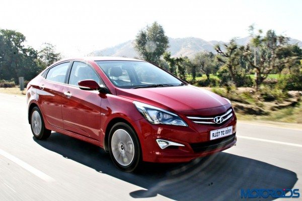 2015 Hyundai Verna 4S (63)action front right