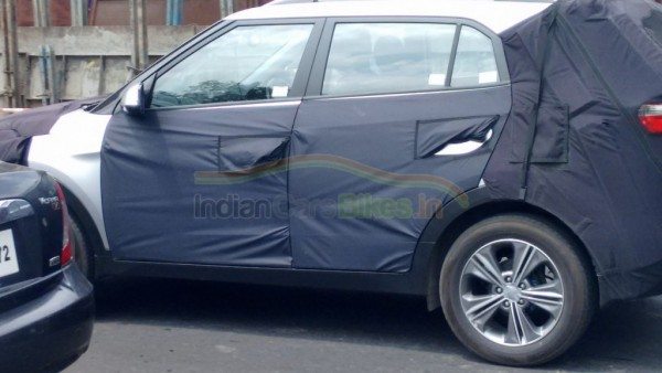 2015-Hyundai-ix25-spyshot-side-1024x576