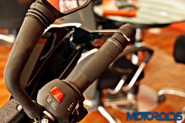 2015 KTM Duke 390 Updates (8)