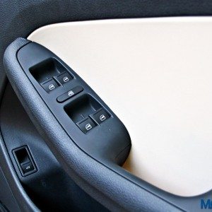 Volkswagen Jetta facelift door pad