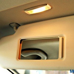 Volkswagen Jetta facelift vanity mirror