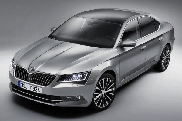 2016 Skoda Superb (8)