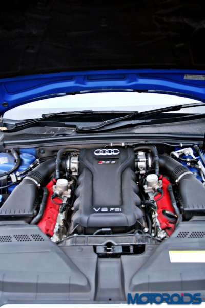 Audi RS5 engine (1)