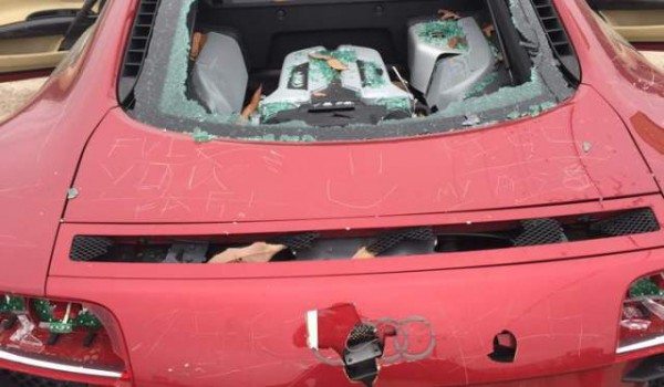 Cheating husband's Audi R8 destroyed by wife (2)