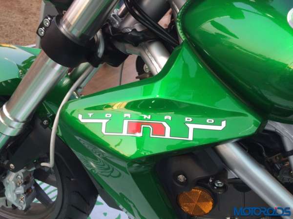 DSK-Benelli - TNT300 at IBW 2015 (6)