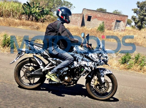 Exclusive- Bajaj Pulsar 200AS Spied (3)