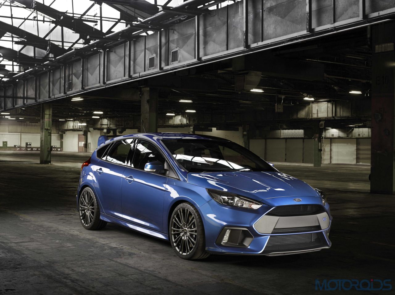 New high-performance Ford Focus RS previewed, receives 320PS power and ...