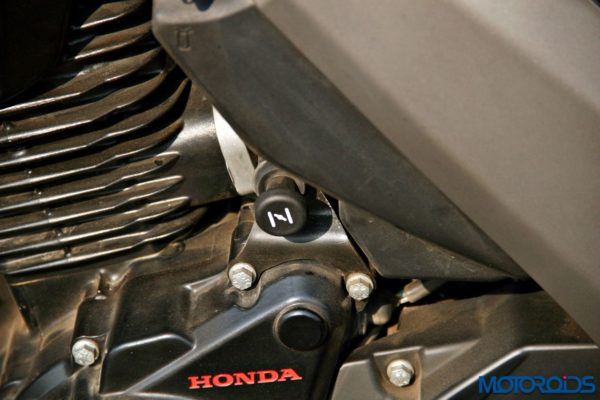 Honda CB Unicorn 160 Review - Static and Details - Choke Switch