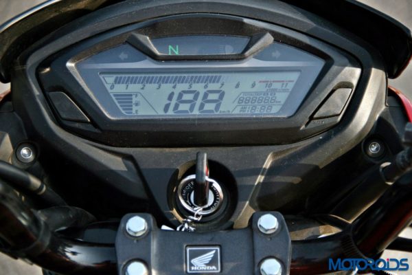 Honda CB Unicorn 160 Review - Static and Details - Instrument Cluster - 1