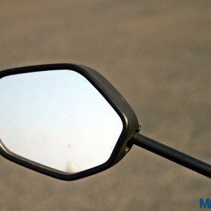 Honda CB Unicorn  Review Static and Details Left Mirror