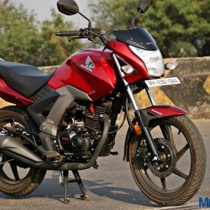 Honda CB Unicorn  Review Static and Details Side Three Quarter