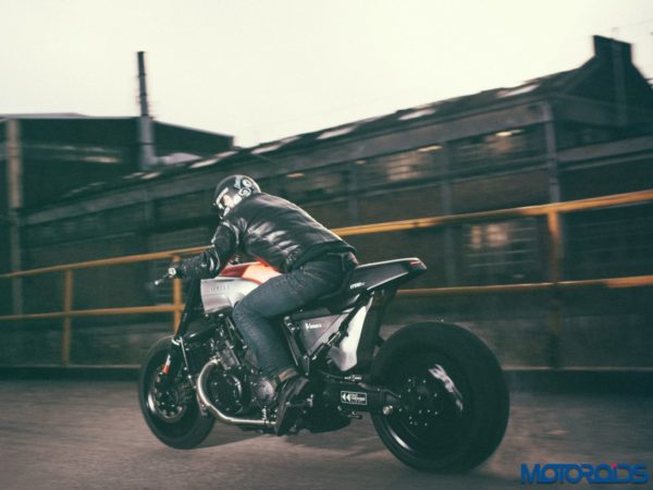 JvB-Moto Yamaha VMAX - Official Image - 5