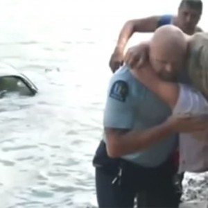 New Zealand cops rescue old woman trapped in M moments before drowning