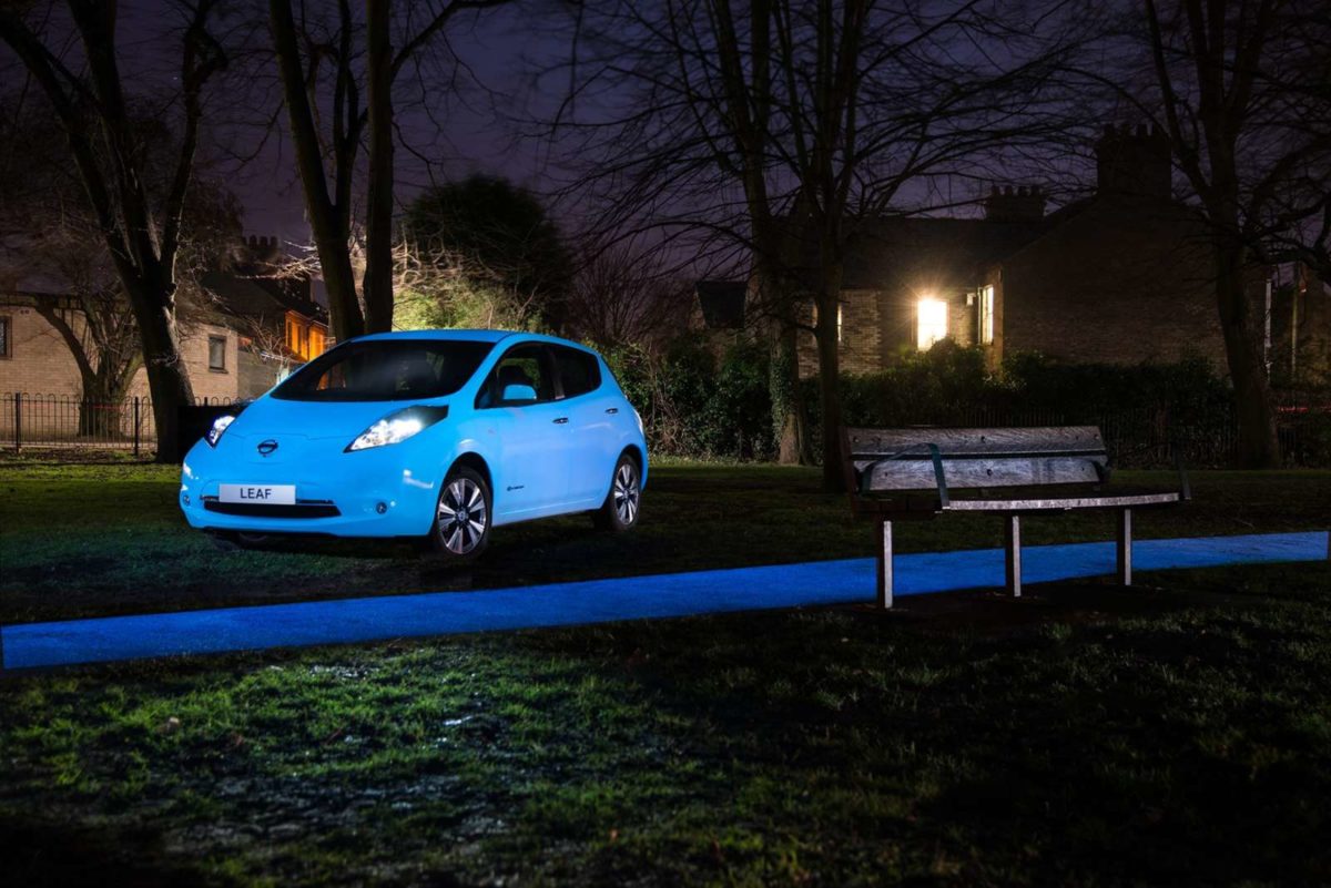 Nissan Leaf glow in the dark