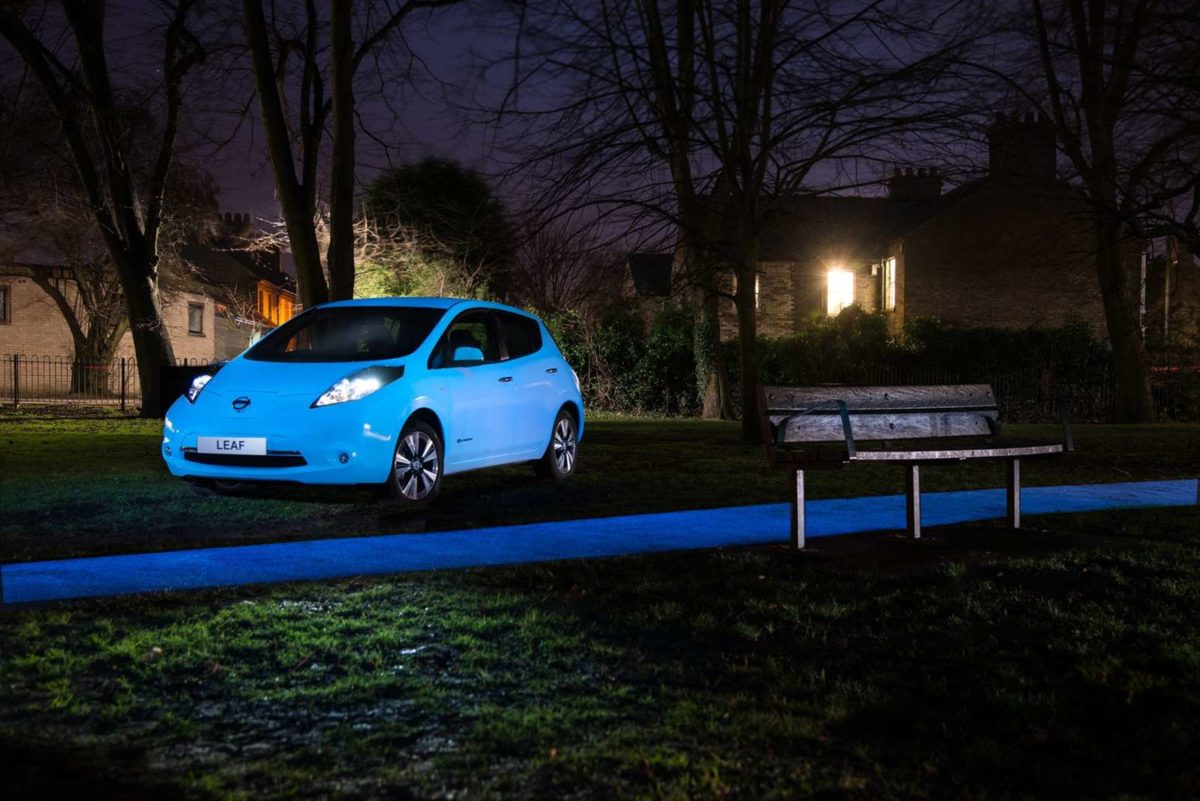 Nissan Leaf glow in the dark