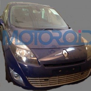 Renault Grand Scenic spy Images India