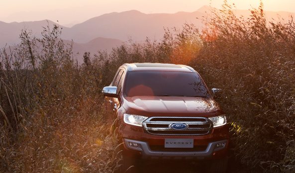 2015 Ford Endeavour (6)