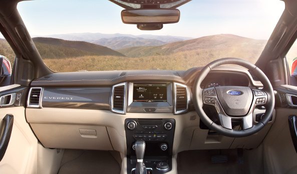 2015 Ford Endeavour (7)