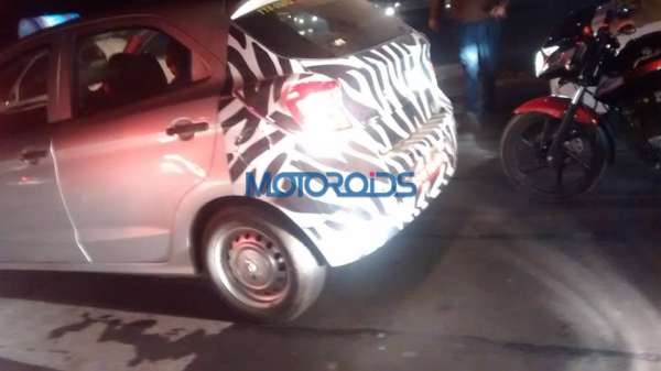 2015 Ford Figo spied in Chandigarh (1)