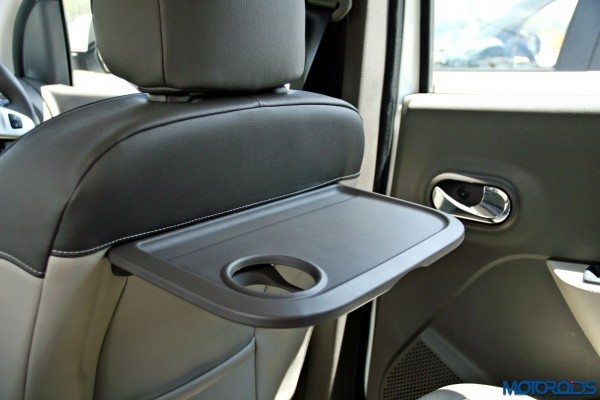 2015 Renault Lodgy - Tray Table