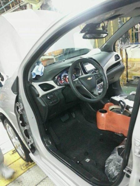 2016-Chevrolet-Spark-interiors