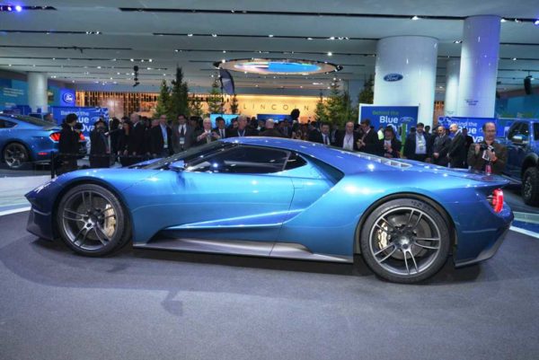 2016 Ford GT (2)