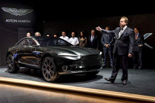 Aston Martin DBX (12)